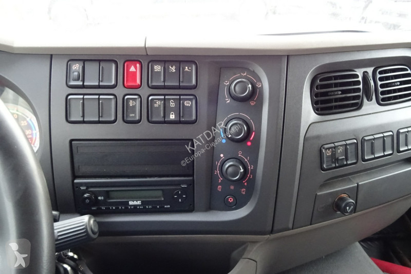 شاحنة DAF LF 220 Euro 6 kontener 18p winda...