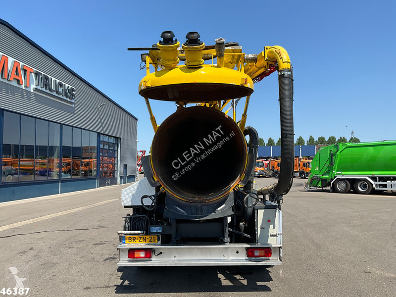 شاحنة Volvo 220 Kolkenzuiger 5m³ Just 147.623 km!