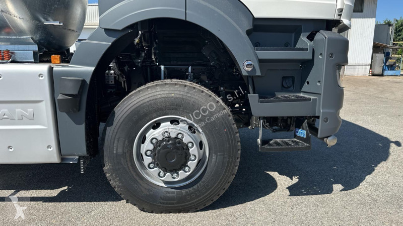 شاحنة MAN TGS 33.520 6X6