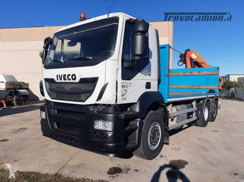شاحنة Iveco AD 260S36 6x2