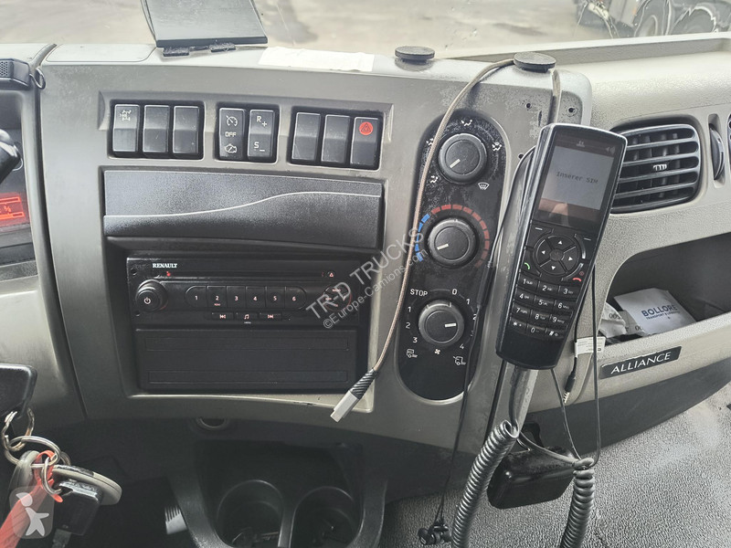 شاحنة Renault 270 DXI - 13500L FUEL / CARBURANT...
