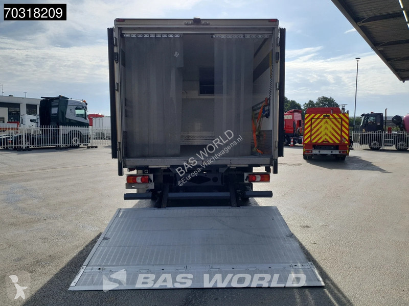 شاحنة Mercedes 1021 4X2 5,20m Box Frigoblock...