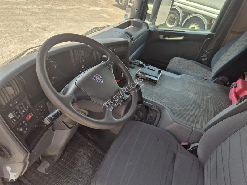 شاحنة Scania P280 FUEL / CARBURANT 00L - 4 COMP...