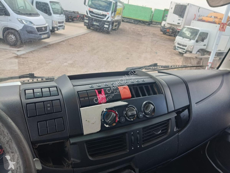 شاحنة Iveco  180E 25