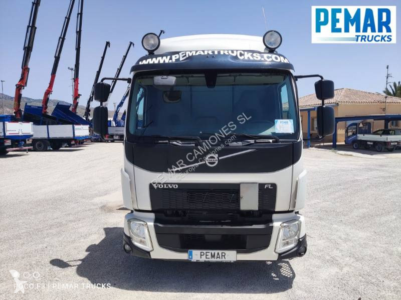 شاحنة Volvo