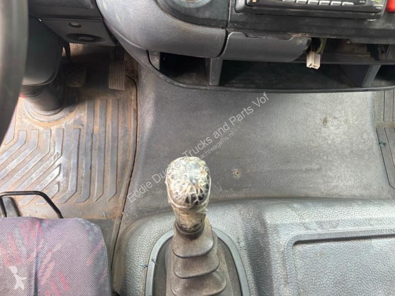 شاحنة Mercedes 815 EURO 2 MANUAL / STEEL...