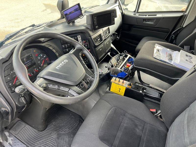 شاحنة Iveco 420