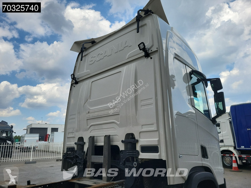 شاحنة Scania 560  6X2 etarder Full Air Euro 6