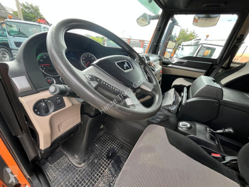 Camión MAN TG-S 26.500 6x6H Abrollkipper Hiab...