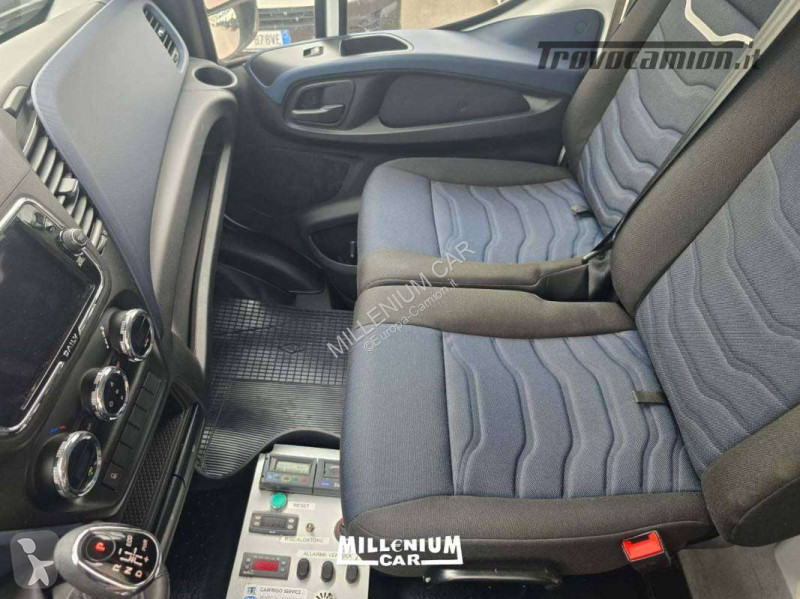 شاحنة Iveco 35-18 HI MATIC 2021 CELLA 4,40 ATP