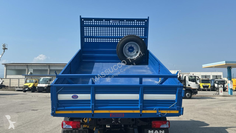 شاحنة MAN TGM 13.250 4x4