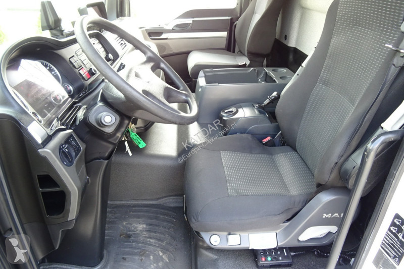 شاحنة MAN TGL 12.220 Euro 6 kontener 18p 423...