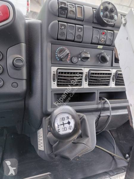 شاحنة Iveco