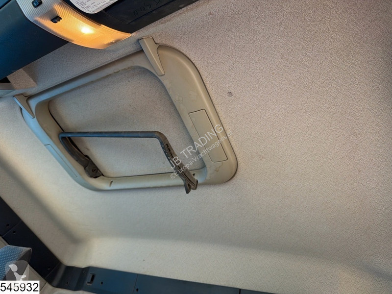 شاحنة MAN 18 360 Manual, Steel suspension