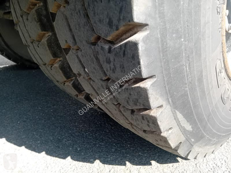شاحنة Mercedes 1833