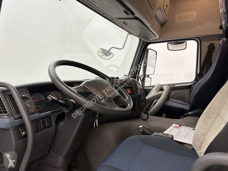 شاحنة Volvo 380*