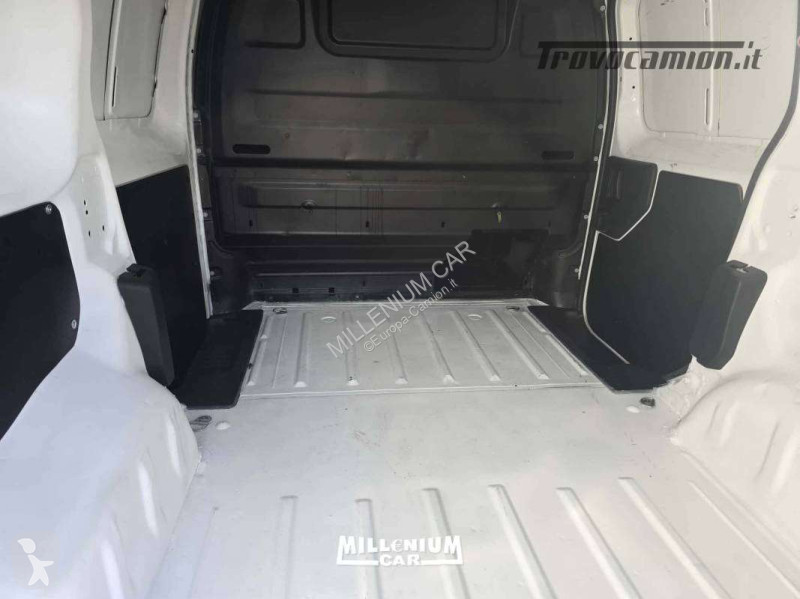 شاحنة Fiat FIAT  2022 PASSO CORTO KM 76000