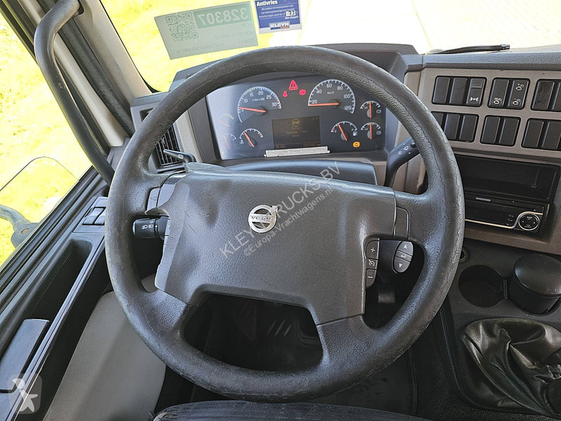 Грузовик Volvo 24012 AIRCO 6 CYL. MANUAL