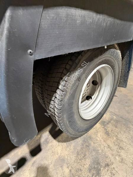 شاحنة Iveco 10E18