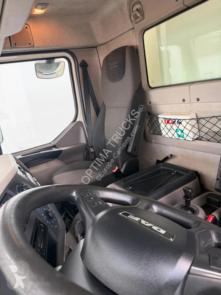 شاحنة DAF 220