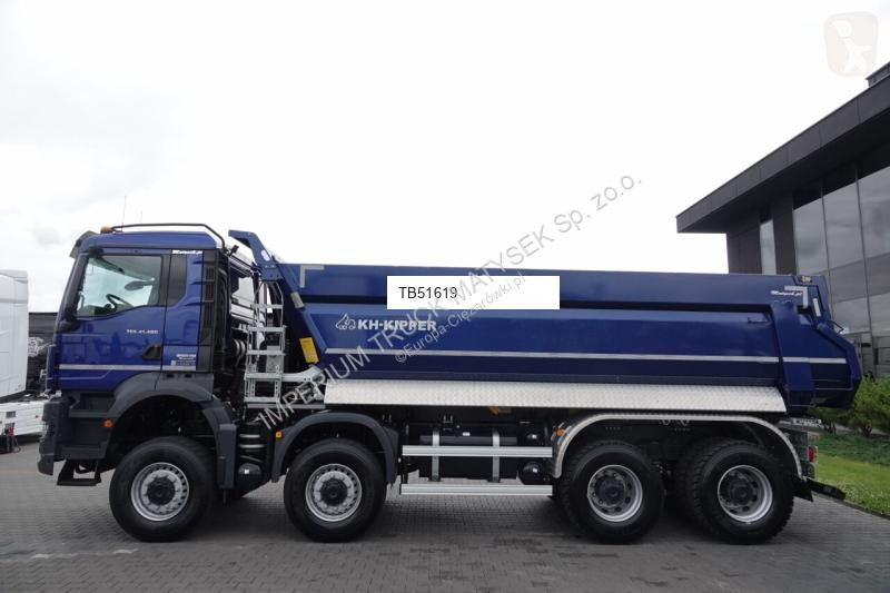 Kamion MAN TGS / 8X6 / WYWROTKA / TYLNOZSYPOWA...