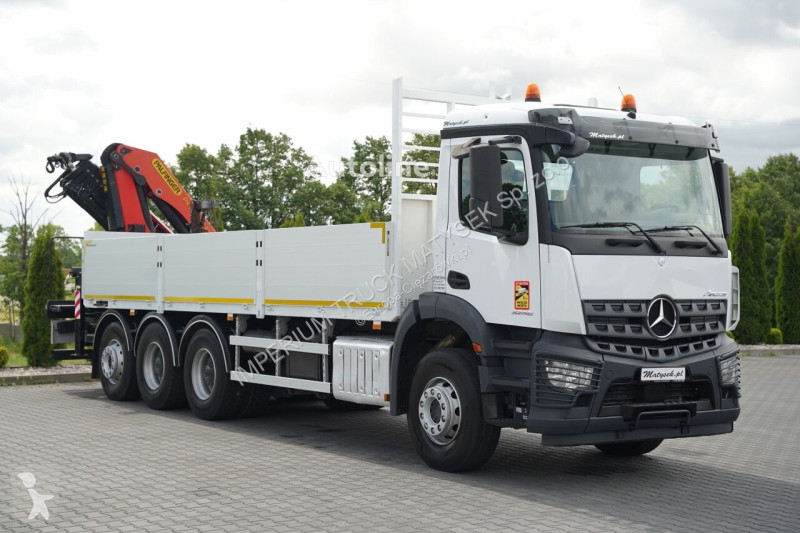شاحنة Mercedes PK 22 002 EH