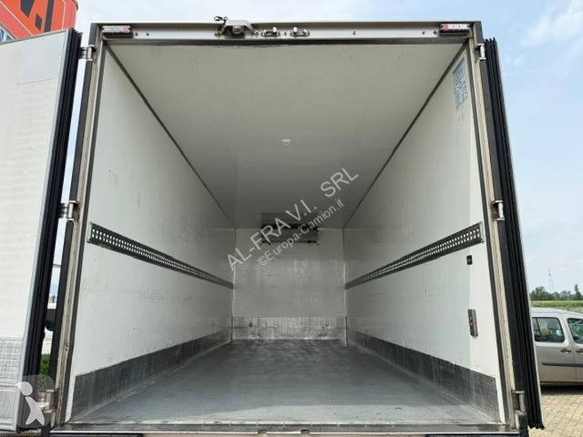 شاحنة Iveco