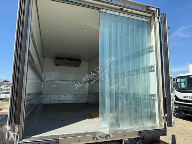 شاحنة Iveco