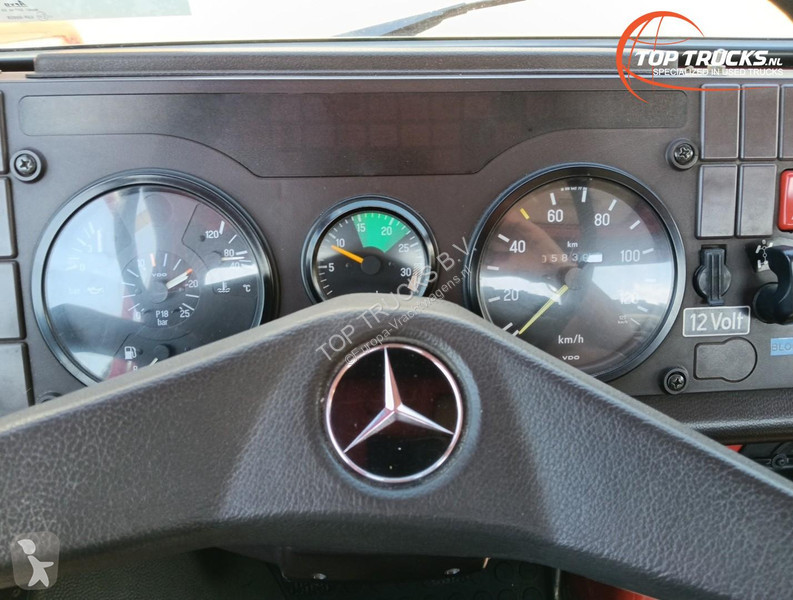 Camion Mercedes U 1200 4x4 -1,150 liter water...