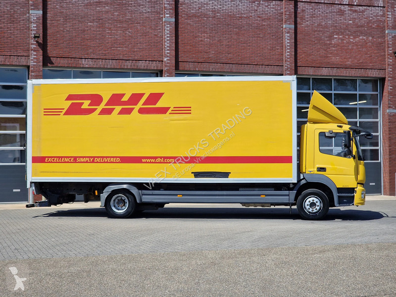 شاحنة Mercedes 1223 4x2 Box with sidedoors -...