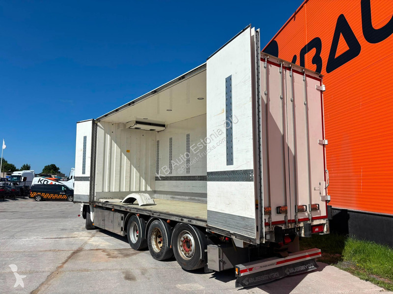 شاحنة Scania R 730 8x4*4 CARRIER SUPRA / BOX...