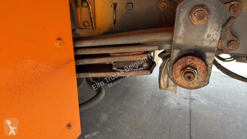 شاحنة Mercedes 813 D (EX COMMUNAL / BE TRUCK /...