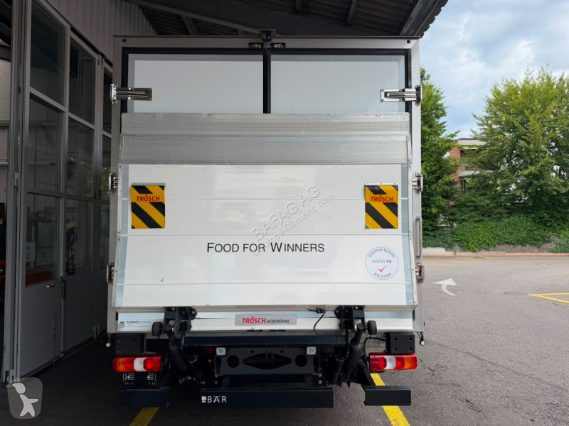 شاحنة Mercedes atego 1024 tiefkühler