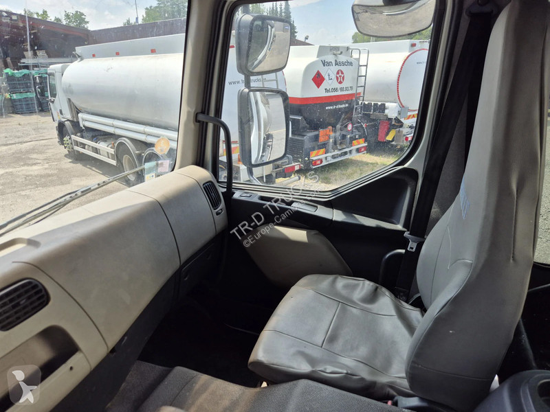شاحنة Renault 430 11000L INSULATED INOX TANK -...