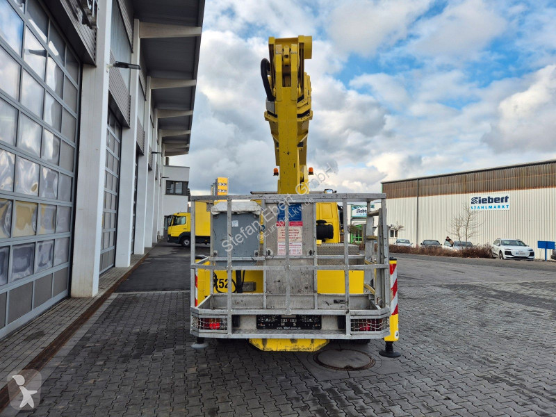 Camion MAN TGL 4x2 Bison Palfinger TKA 30