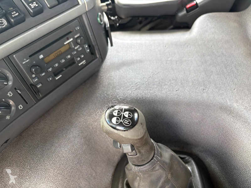 شاحنة Volvo 12380 + HMF 2220 K5 + 8X4 STEERING...