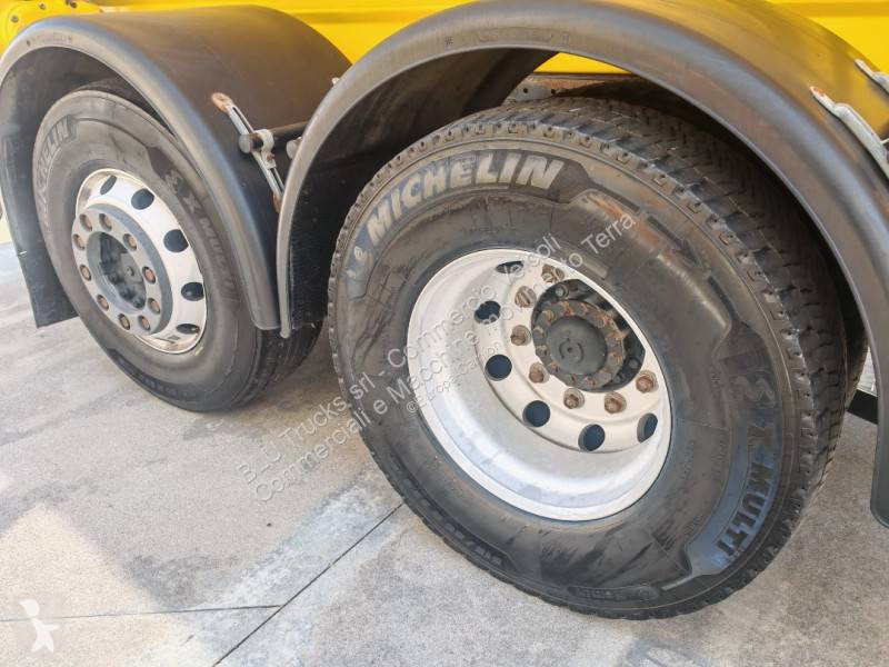 شاحنة Iveco