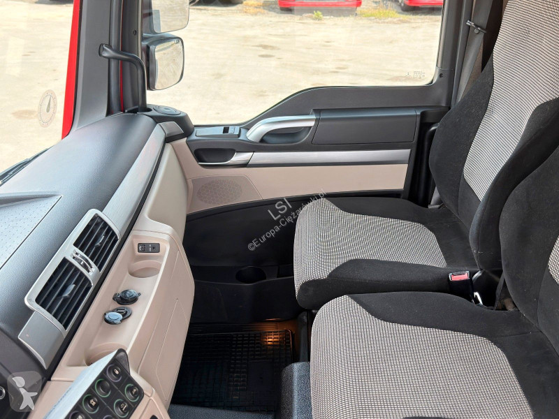 شاحنة MAN 12.220 * ABSCHLEPPWAGEN 5,95 m* TOP