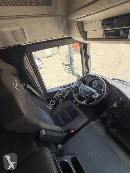 شاحنة Iveco