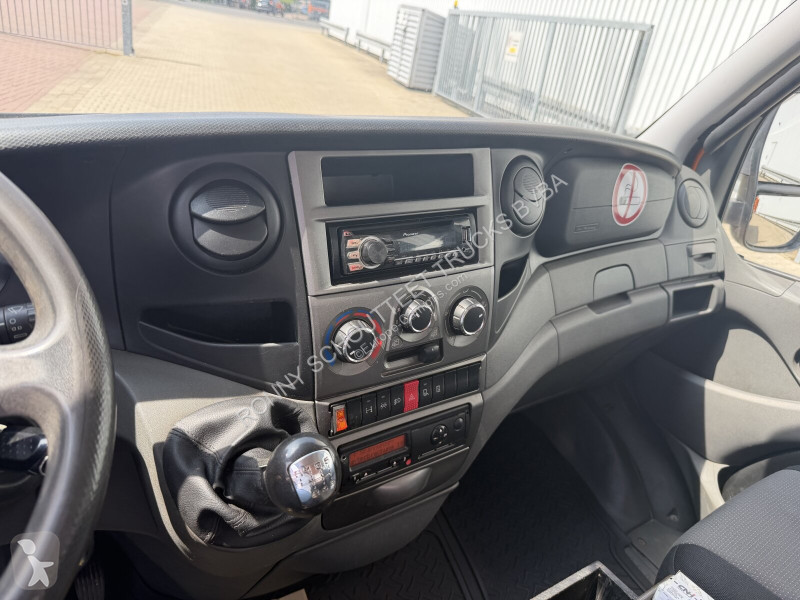 شاحنة Iveco Daily 70C17 4x2 Doka Daily 70C17...