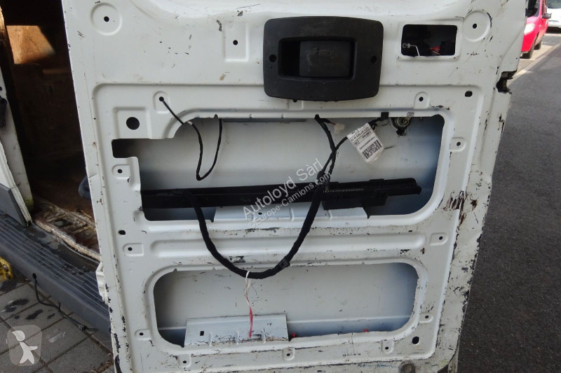 Camion Peugeot BOXER 2,2 HDI 130 7 PLACES