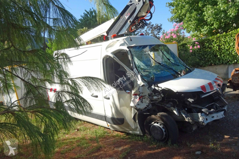 Camion Renault MASTER 2,3 DCI 146 NACELLE