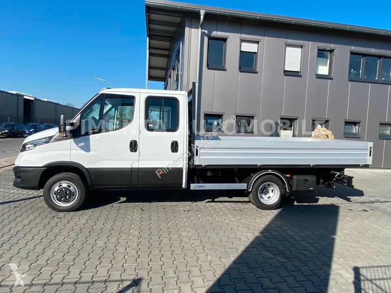 شاحنة Iveco 70C18H MY26 DOKA 3SKIPPER AHK...