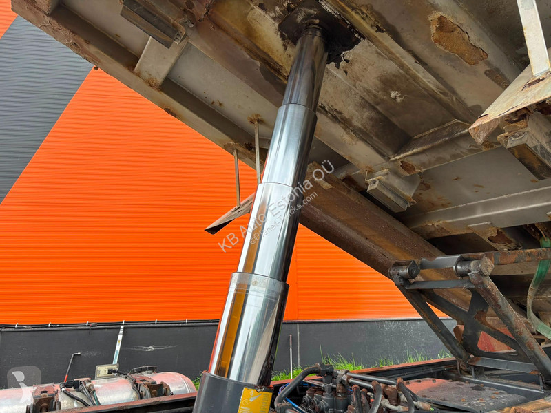 شاحنة Volvo FH480 6x4 UNDERBODY SCARPER /...