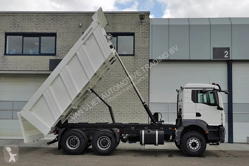 شاحنة MAN 33.400 BB CH Tipper Truck (9 units)