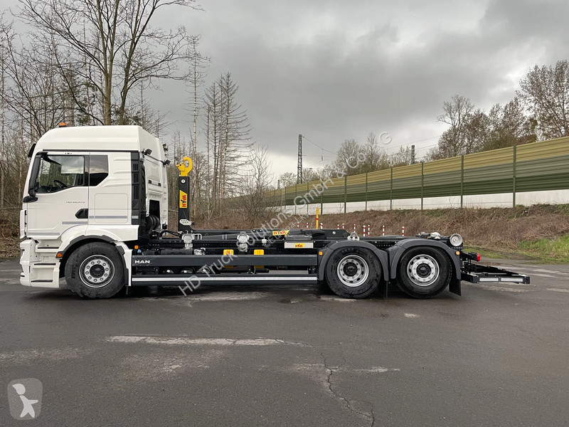 Camion MAN 26.520 MAN  26.520 LL 6x2 MultiLift...