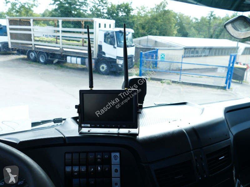 Грузовик Iveco 460 *Abrolkipper*6X2*