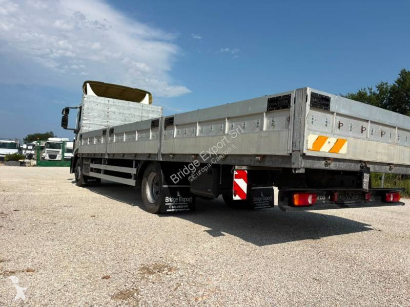 شاحنة Iveco
