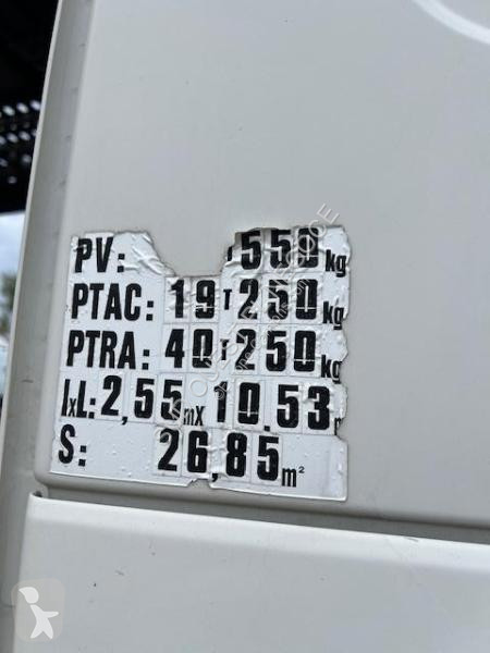 شاحنة Volvo 420