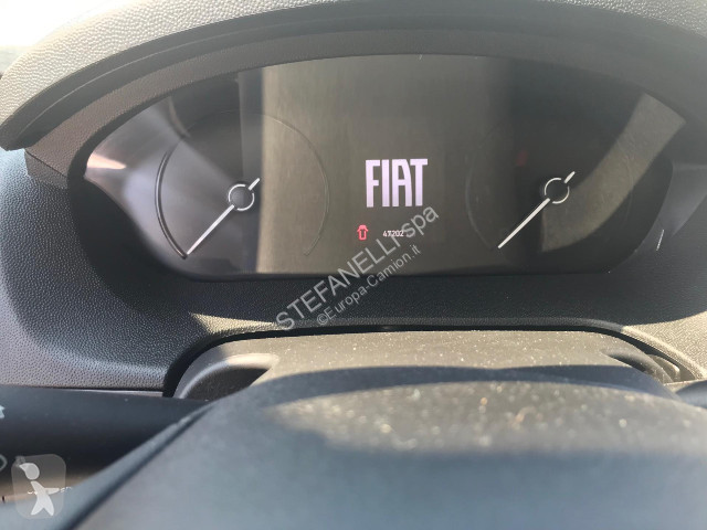 عربة نفعية Fiat Ducato 33 MH2 2.2 mjt3 140cv...
